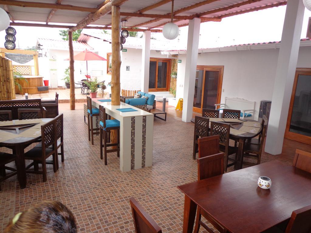 Zurisadai Ξενοδοχείο Puerto Ayora  Εξωτερικό φωτογραφία